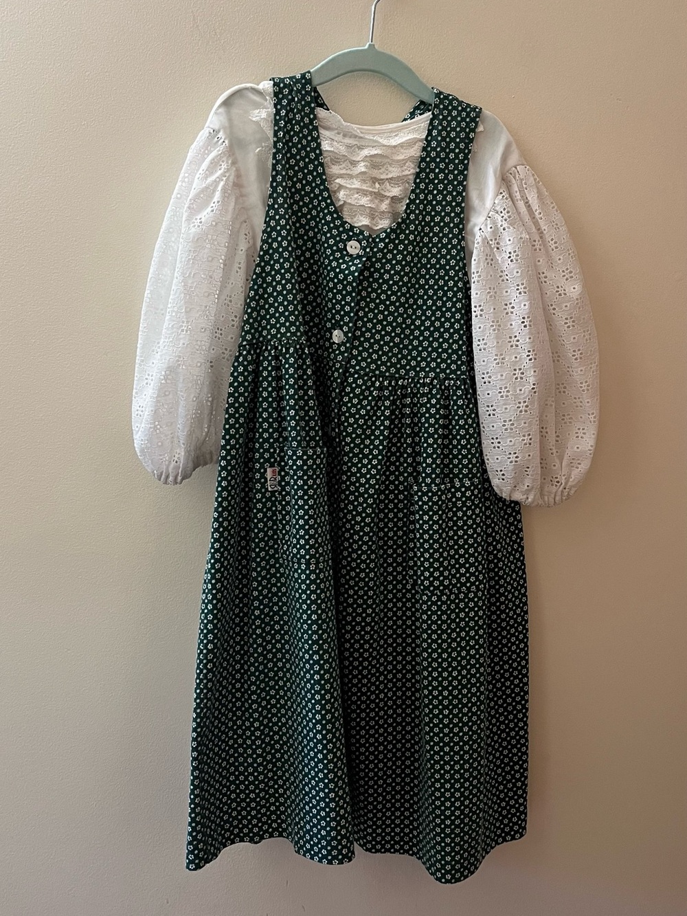 Vtg R&R Dark Green Floral Pinafore Dress with White Eyelet Blouse